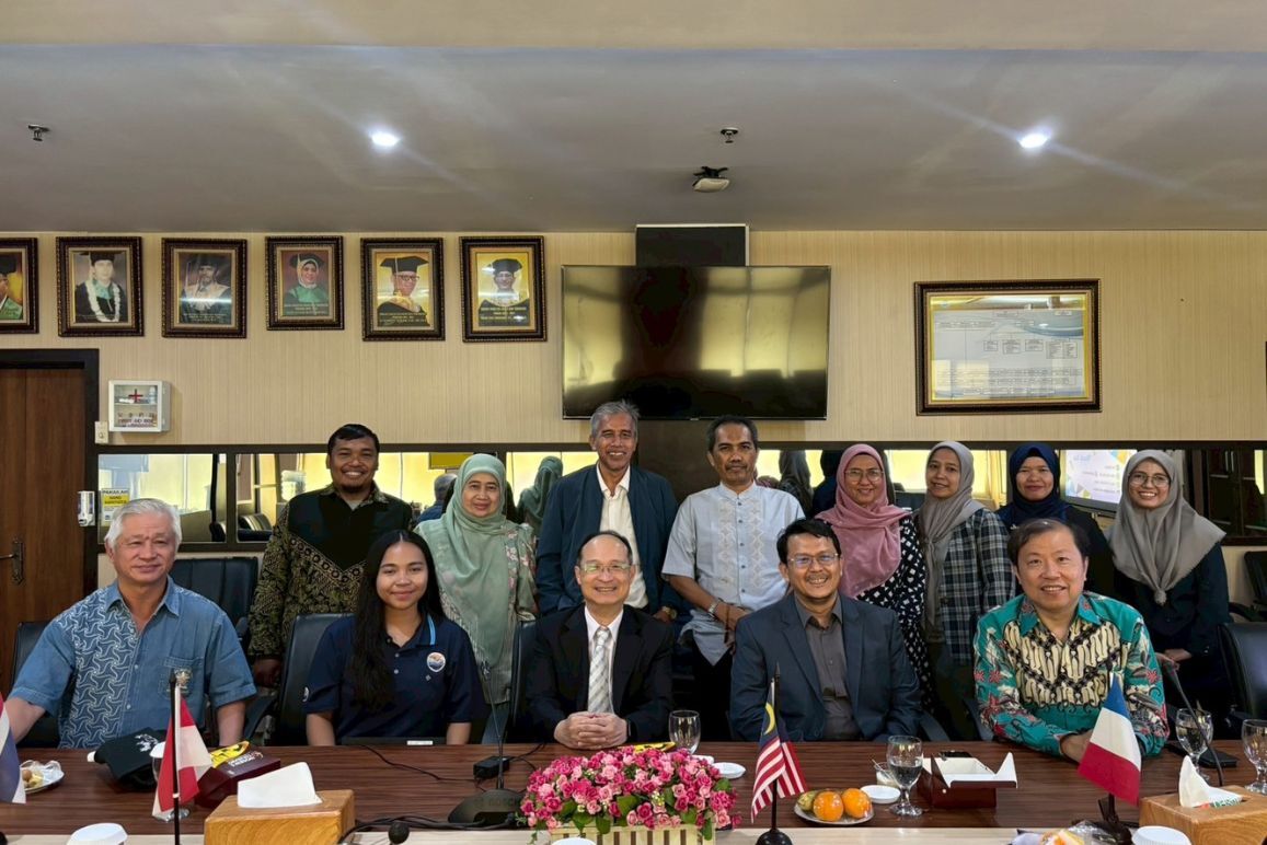 理學院黃啟炎院長、李漢文國際長走訪印尼 拓展高教合作新契機 Deans of NCUE College of Science and International Office Visit Indonesia to Strengthen Academic Ties圖片